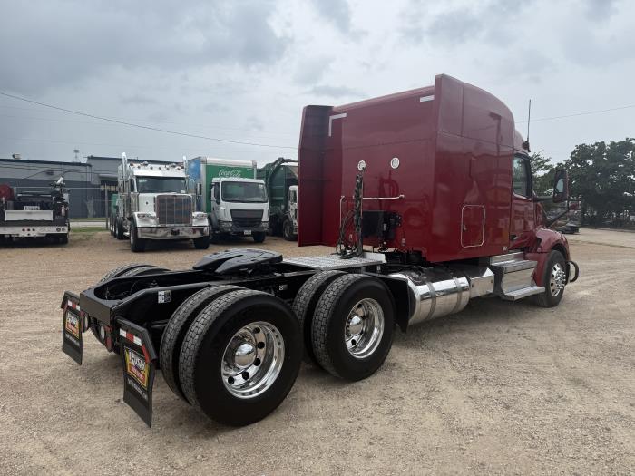 2023 Peterbilt 579-32