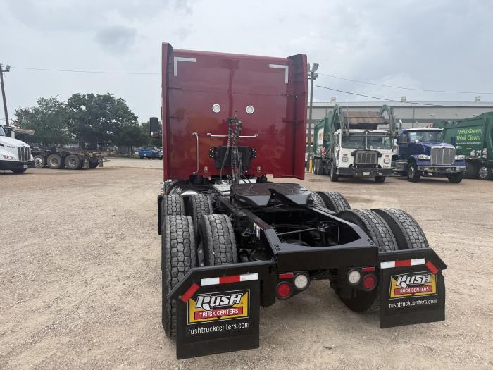 2023 Peterbilt 579-36
