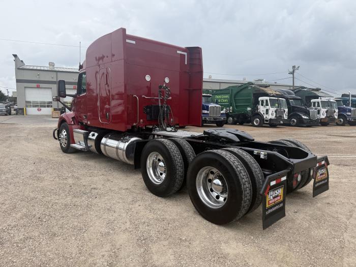 2023 Peterbilt 579-37