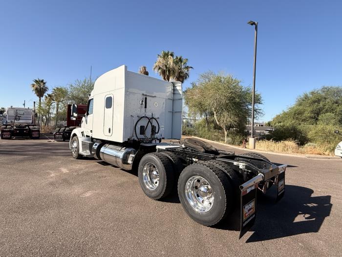 2022 Peterbilt 579-2