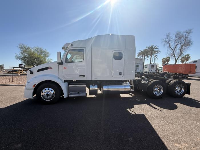 2022 Peterbilt 579-1