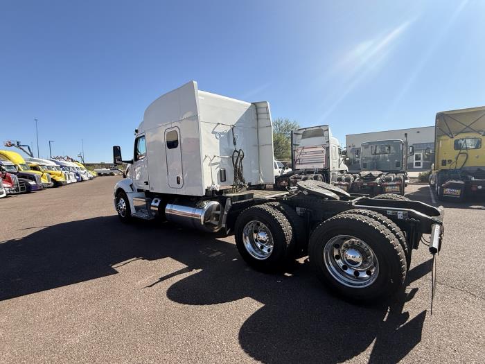 2022 Peterbilt 579-2