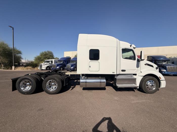 2022 Peterbilt 579-5
