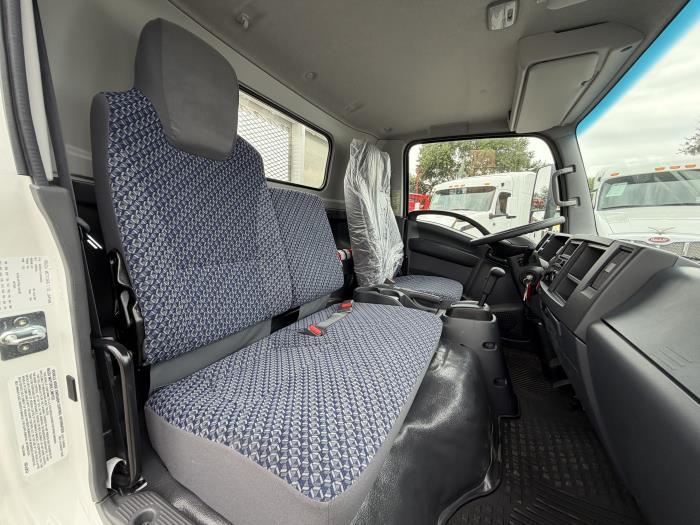 2025 Isuzu NRR-16