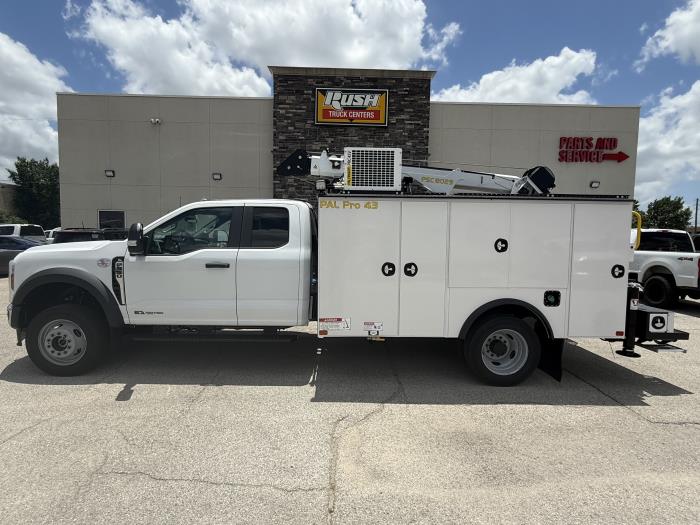 2026 Ford F-550-2