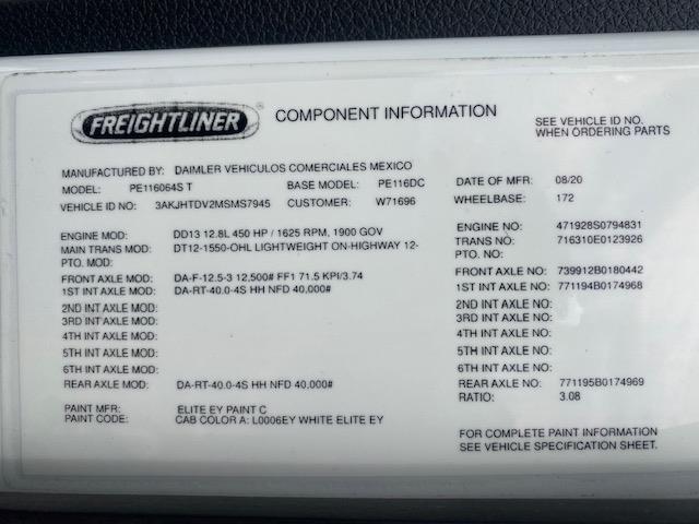 2021 Freightliner Cascadia-23