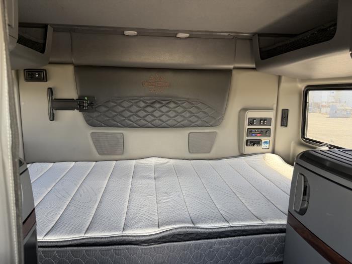 2024 International LT625-13