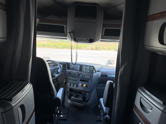 2024 International LT625-18