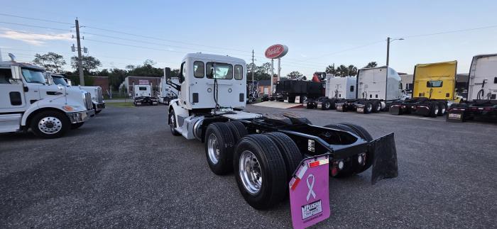 2020 Peterbilt 579-2