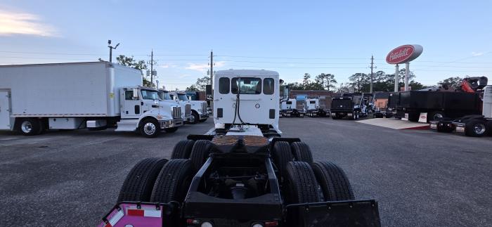 2020 Peterbilt 579-3