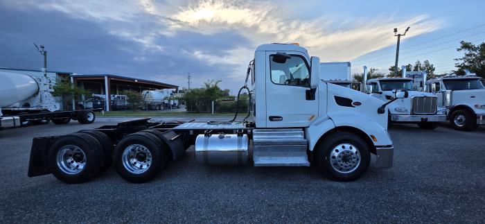 2020 Peterbilt 579-5
