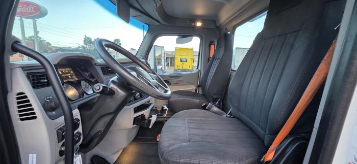 2020 Peterbilt 579-9