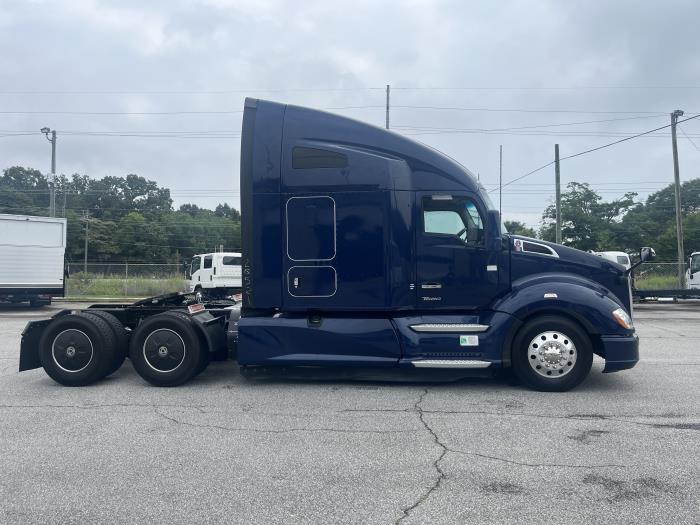 2022 Kenworth T680-2