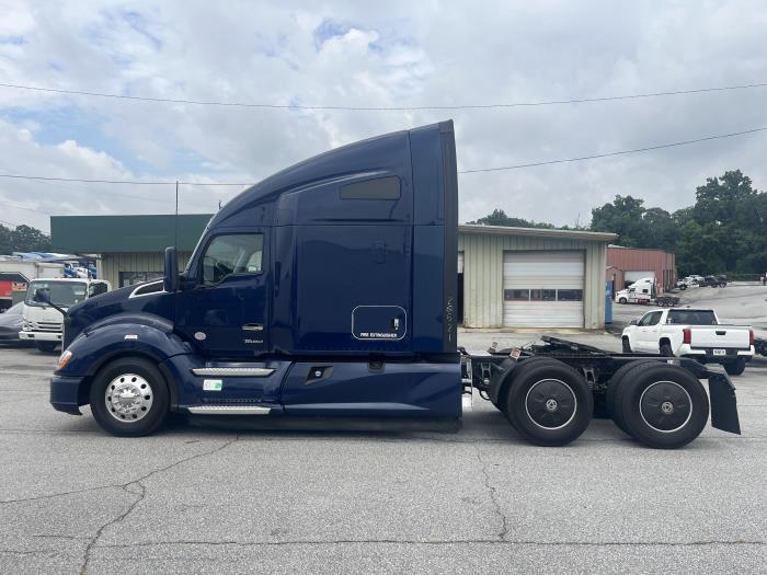 2022 Kenworth T680-4