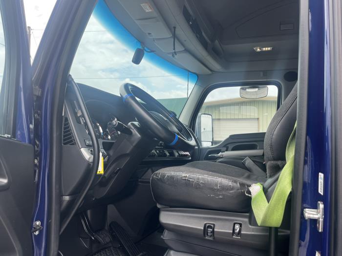 2022 Kenworth T680-5