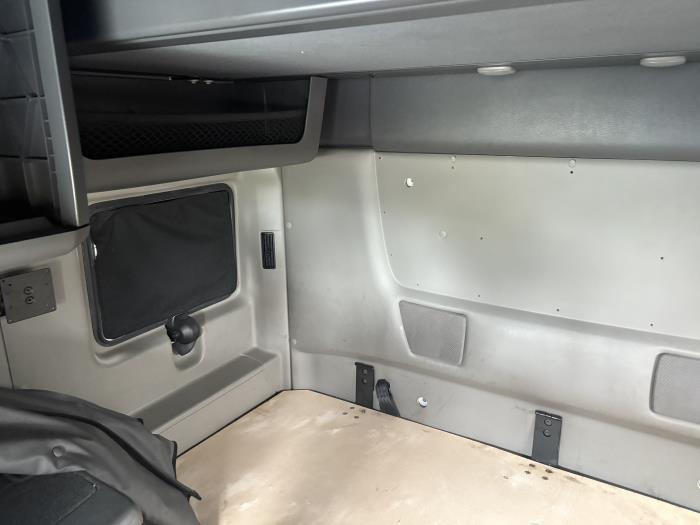 2022 International LT625-1