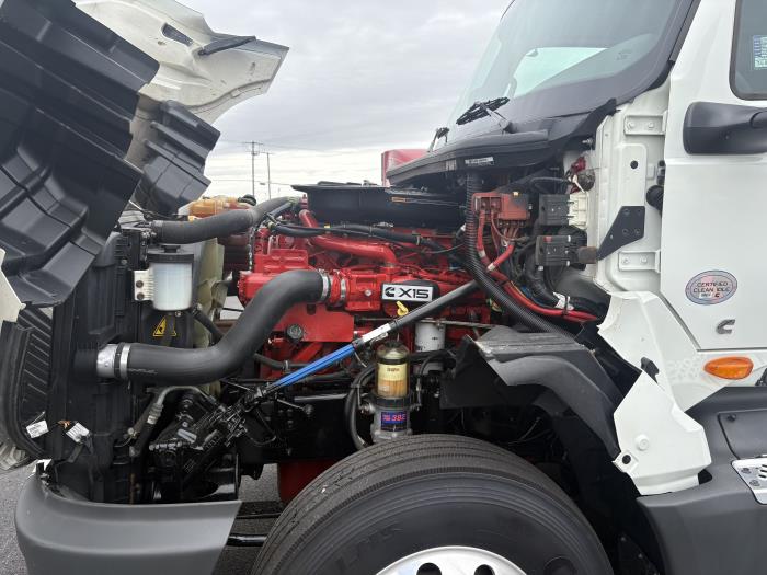 2022 International LT625-11