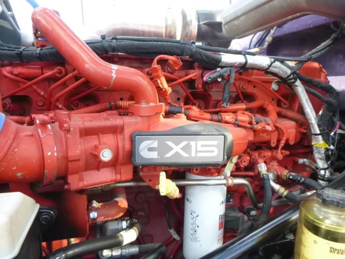 2023 Peterbilt 389-22