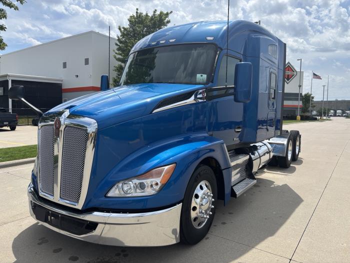 2023 Kenworth T680-0