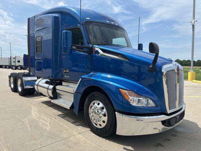 2023 Kenworth T680-1