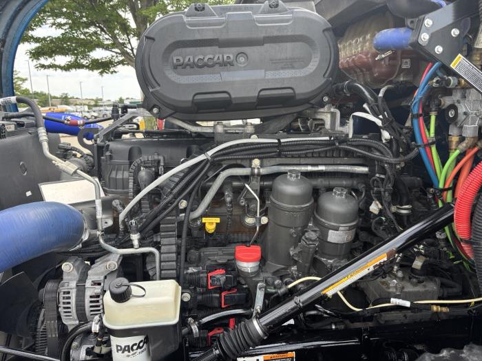 2023 Kenworth T680-7