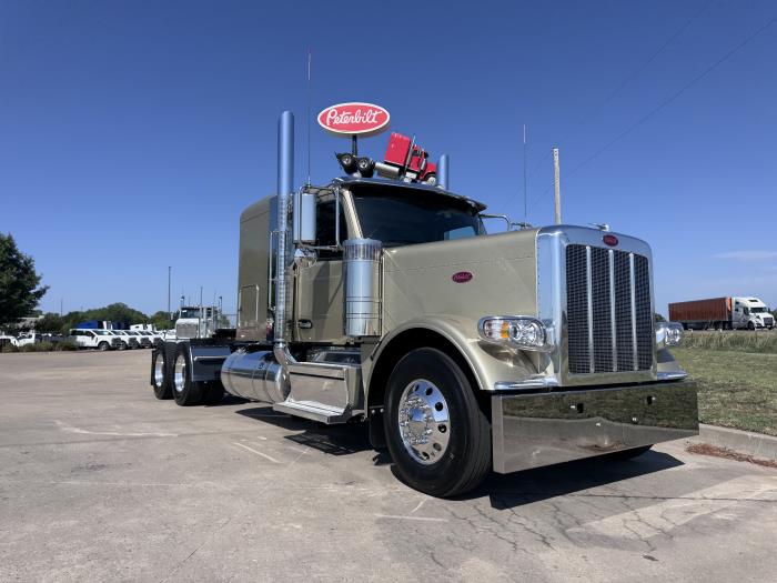 2027 Peterbilt 589-4
