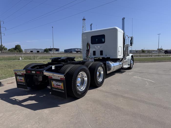 2027 Peterbilt 589-5