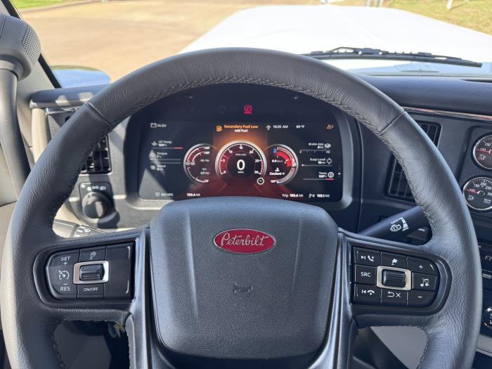 2027 Peterbilt 589-14