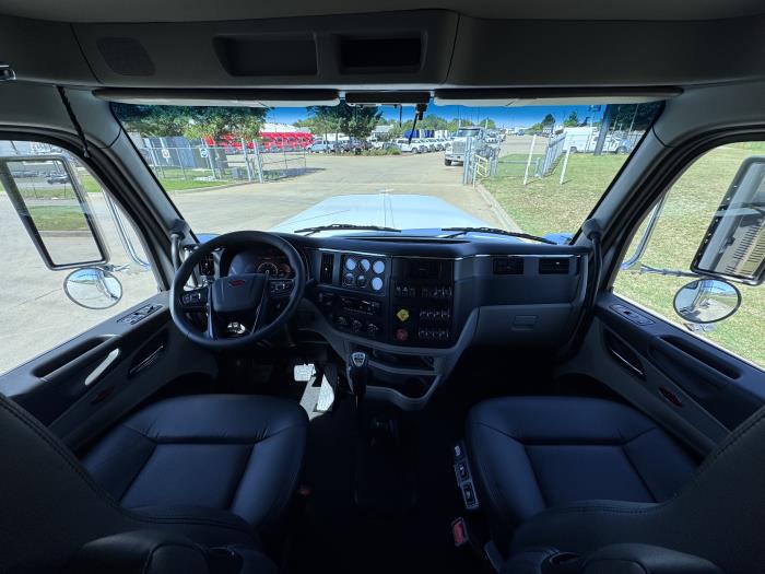2027 Peterbilt 589-20