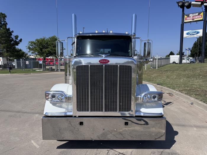 2027 Peterbilt 589-7