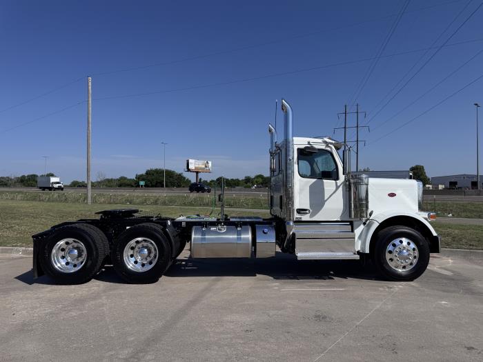 2027 Peterbilt 589-5