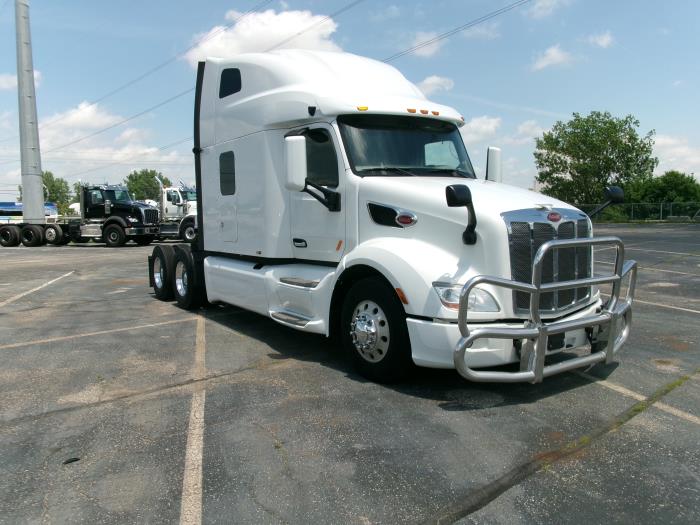 2020 Peterbilt 579-3