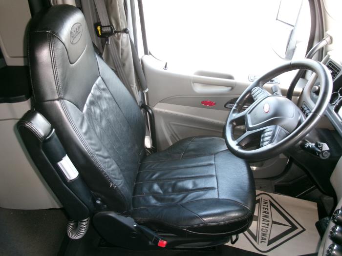 2020 Peterbilt 579-14