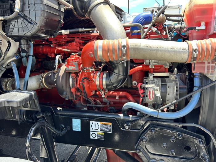 2021 Peterbilt 579-18