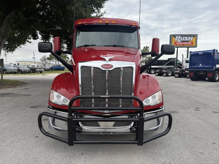 2023 Peterbilt 579-2