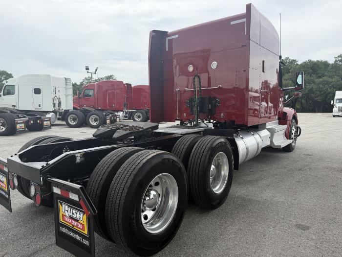2023 Peterbilt 579-7