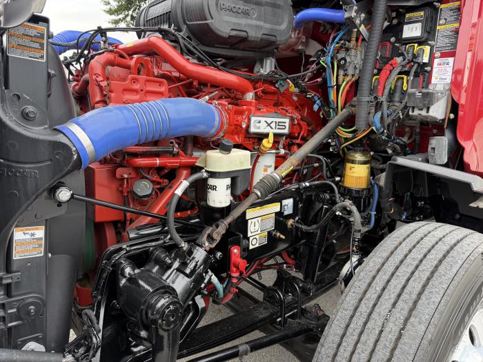 2023 Peterbilt 579-11