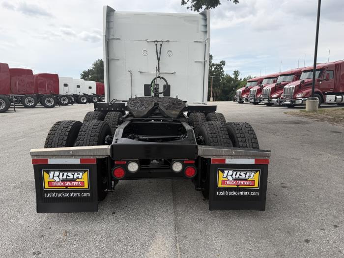 2022 Peterbilt 579-6