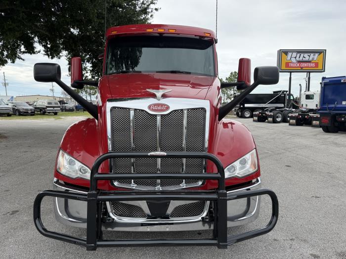 2022 Peterbilt 579-2