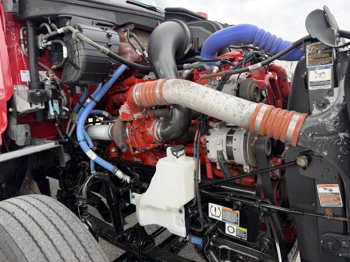 2022 Peterbilt 579-10