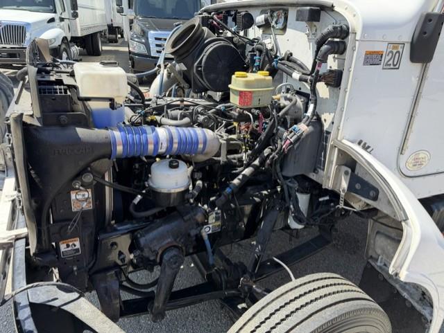 2019 Peterbilt 325-10