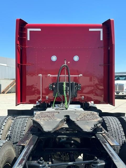 2023 Peterbilt 579-4