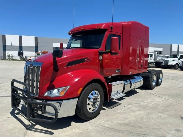2023 Peterbilt 579-0