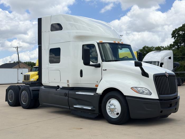 2023 International LT625-2
