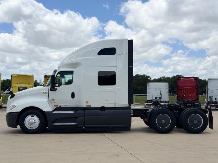 2023 International LT625-7