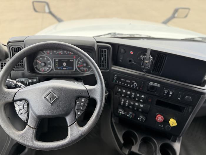2023 International LT625-25