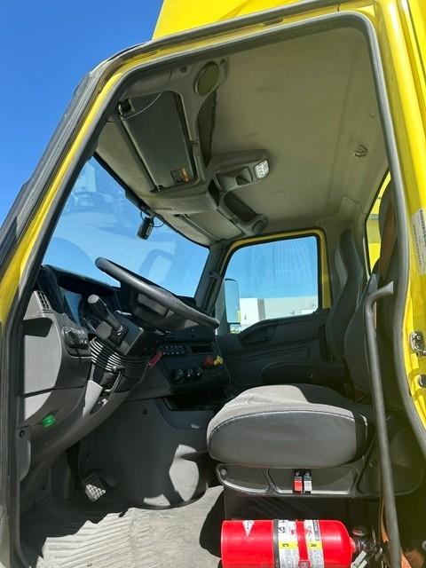 2023 International LT625-4