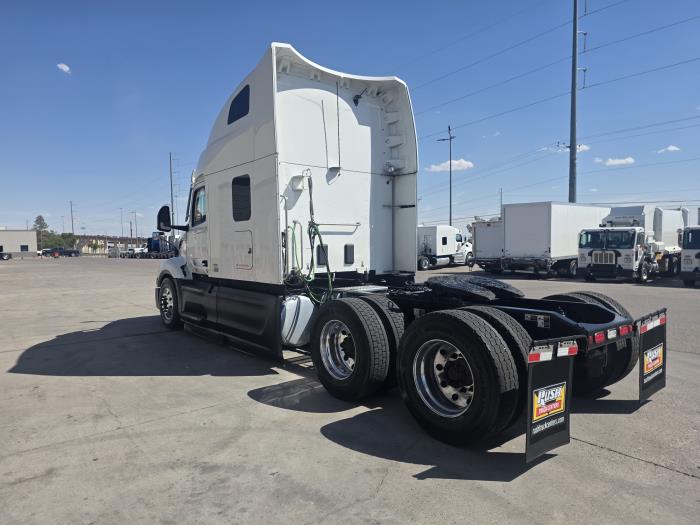 2022 Peterbilt 579-7