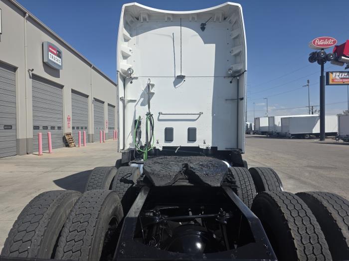 2022 Peterbilt 579-6