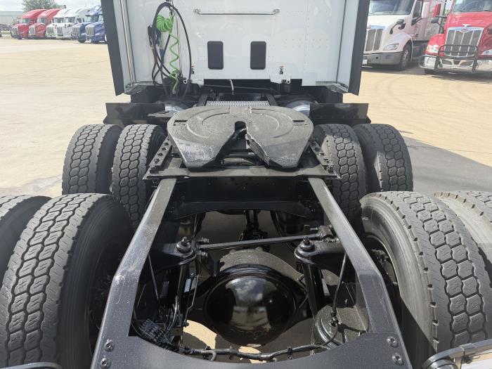 2022 Peterbilt 579-12